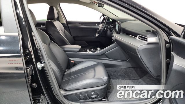 Kia K5 (III) 2.0 Prestige 2022 — фото 26