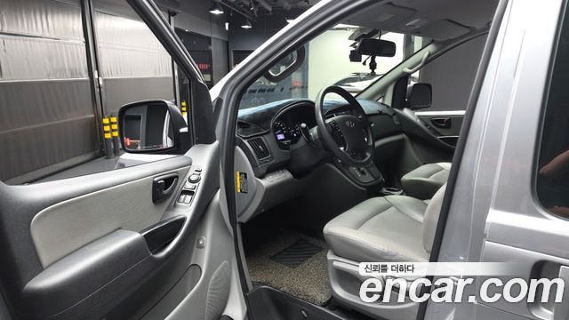 Hyundai Grand Starex Wagon 11-Seater Smart 2020 — фото 10