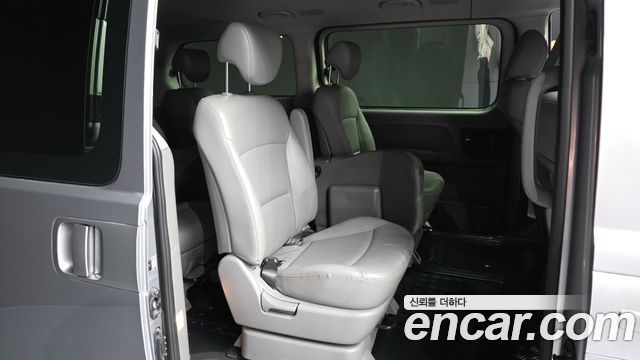 Hyundai Grand Starex Wagon 11-Seater Smart 2020 — фото 12