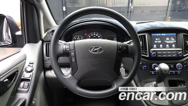 Hyundai Grand Starex Wagon 11-Seater Smart 2020 — фото 14