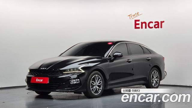 Kia K5 (III) 2.0 Noblesse 2023 — фото 1