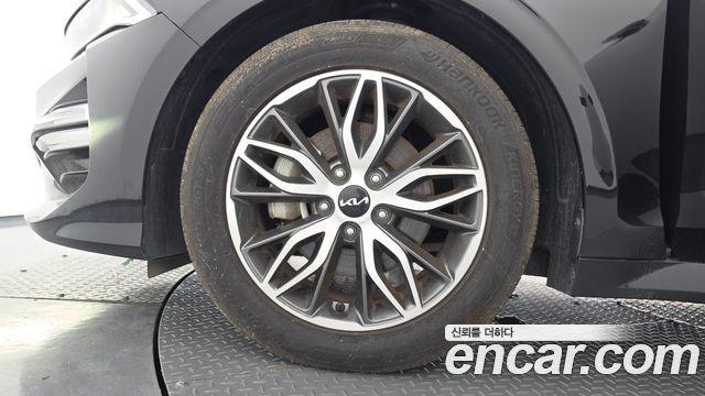 Kia K5 (III) 2.0 Noblesse 2023 — фото 5