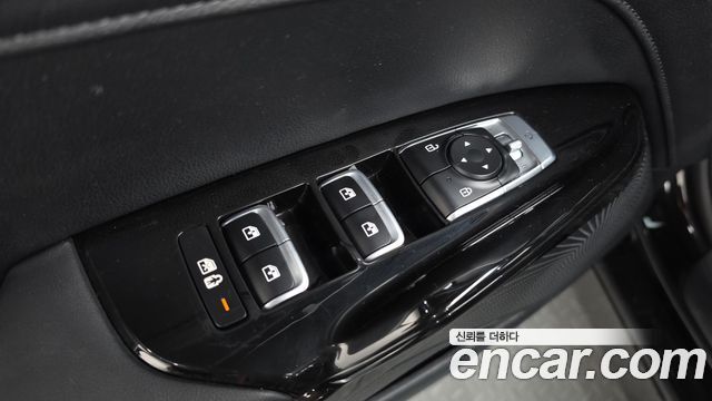 Kia K5 (III) 2.0 Noblesse 2023 — фото 20