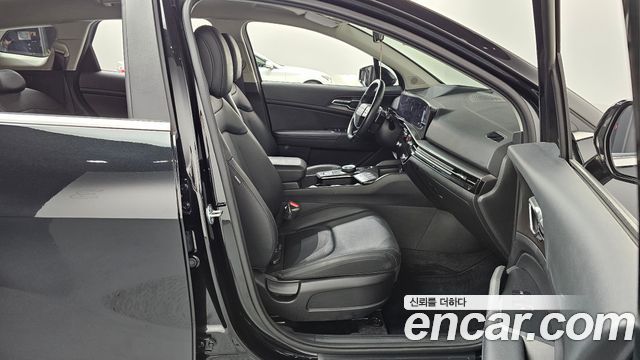 Kia Sportage (V) Gasoline 1.6 Turbo 2WD Noblesse 2025 — фото 26
