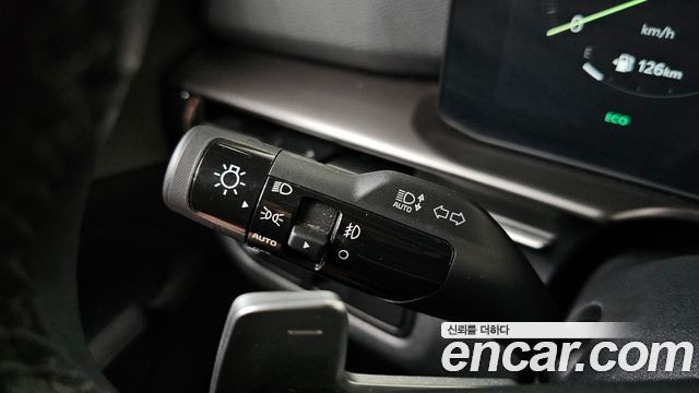Kia Sportage (V) Gasoline 1.6 Turbo 2WD Noblesse 2025 — фото 30