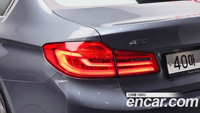BMW 5 Series (G30) 530i xDrive M Sport Package Plus 2018 — фото 23