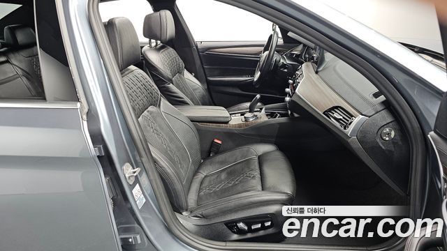 BMW 5 Series (G30) 530i xDrive M Sport Package Plus 2018 — фото 26