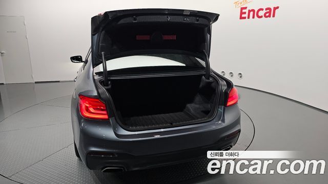 BMW 5 Series (G30) 530i xDrive M Sport Package Plus 2018 — фото 33