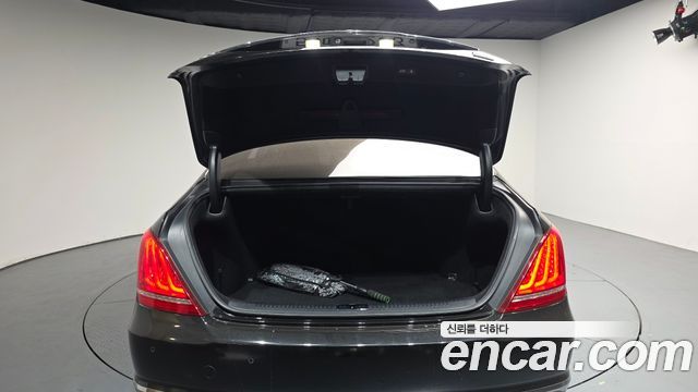 Genesis EQ900 3.8 GDI AWD Premium Luxury 2018 — фото 20