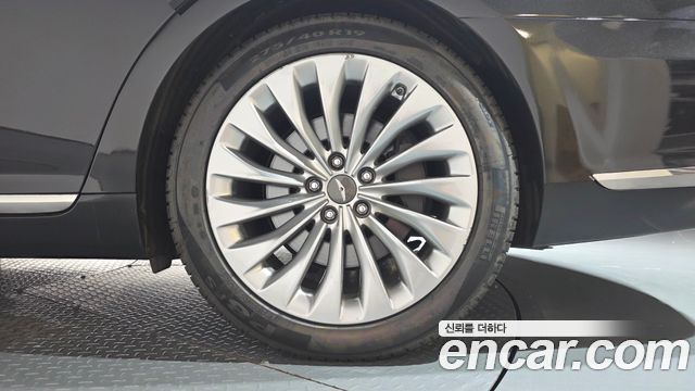 Genesis EQ900 3.8 GDI AWD Premium Luxury 2018 — фото 21