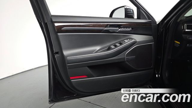 Genesis EQ900 3.8 GDI AWD Premium Luxury 2018 — фото 24