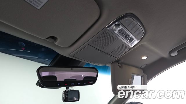 Genesis EQ900 3.8 GDI AWD Premium Luxury 2018 — фото 30