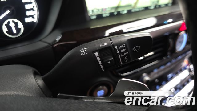 Genesis EQ900 3.8 GDI AWD Premium Luxury 2018 — фото 38