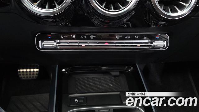 Mercedes-Benz EQA (H243) EQA250 AMG Package 2022 — фото 19