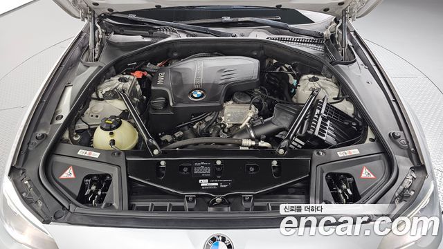 BMW 5 Series (F10) 528i xDrive M Aero Dynamic 2016 — фото 6