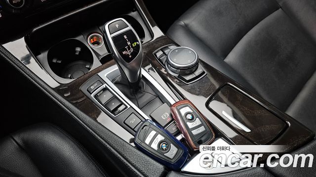 BMW 5 Series (F10) 528i xDrive M Aero Dynamic 2016 — фото 9