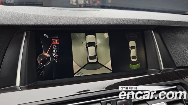 BMW 5 Series (F10) 528i xDrive M Aero Dynamic 2016 — фото 15