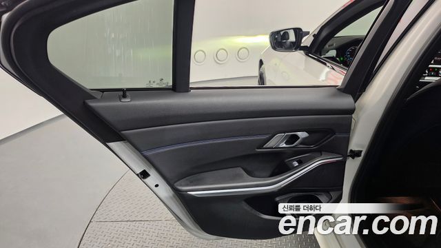 BMW 3 Series (G20) 320i M Sport 2022 — фото 25