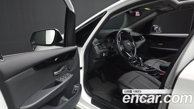 BMW 2 Series Active Tourer (F45) Advantage 2021 — фото 10