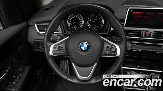 BMW 2 Series Active Tourer (F45) Advantage 2021 — фото 13