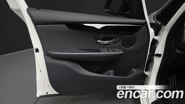 BMW 2 Series Active Tourer (F45) Advantage 2021 — фото 24