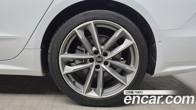 Audi A7 (4K) 55 TFSI Quattro Premium 2022 — фото 21