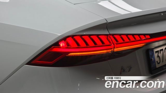 Audi A7 (4K) 55 TFSI Quattro Premium 2022 — фото 23