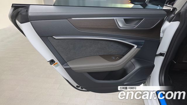 Audi A7 (4K) 55 TFSI Quattro Premium 2022 — фото 25