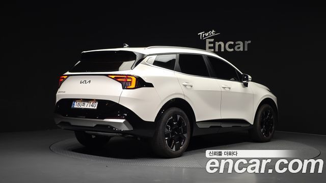 Kia Sportage (V) Gasoline 1.6 Turbo 2WD Signature 2025 — фото 2