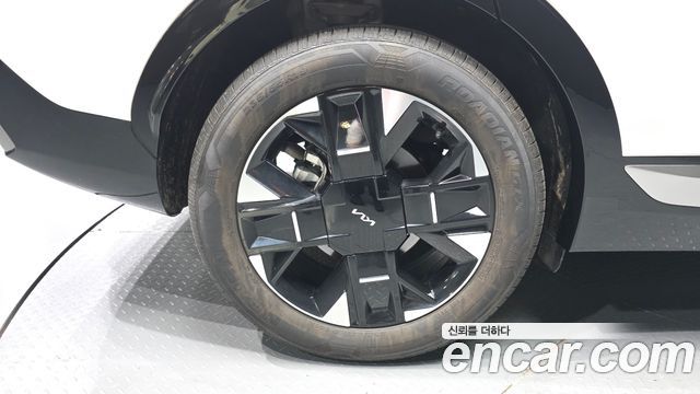 Kia Sportage (V) Gasoline 1.6 Turbo 2WD Signature 2025 — фото 5