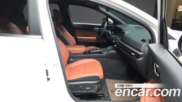Kia Sportage (V) Gasoline 1.6 Turbo 2WD Signature 2025 — фото 11