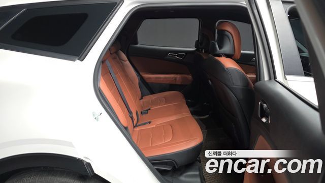 Kia Sportage (V) Gasoline 1.6 Turbo 2WD Signature 2025 — фото 12