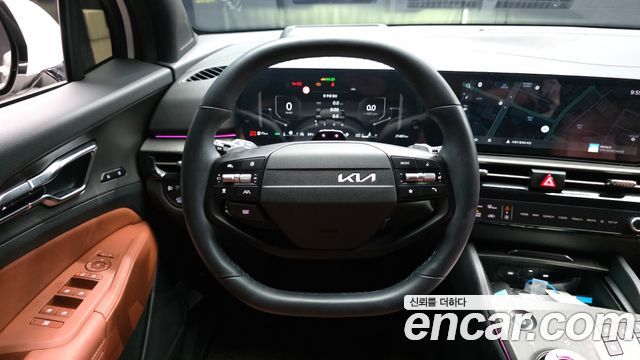 Kia Sportage (V) Gasoline 1.6 Turbo 2WD Signature 2025 — фото 13