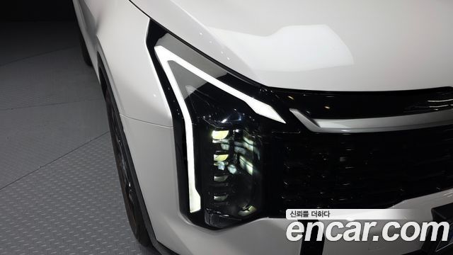 Kia Sportage (V) Gasoline 1.6 Turbo 2WD Signature 2025 — фото 22
