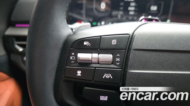Kia Sportage (V) Gasoline 1.6 Turbo 2WD Signature 2025 — фото 32