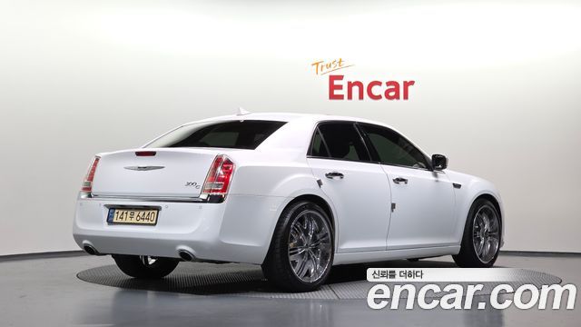 Chrysler 300C 3.0 Diesel 2014 — фото 2