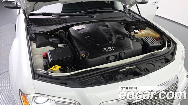 Chrysler 300C 3.0 Diesel 2014 — фото 6