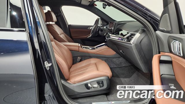BMW X6 (G06) xDrive40i M Sport 2025 — фото 26