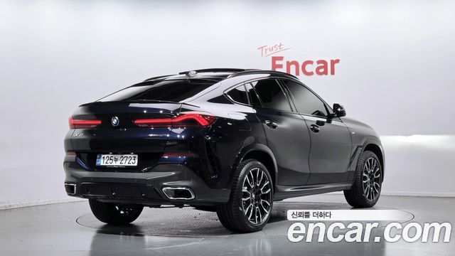 BMW X6 (G06) xDrive40i M Sport 2025 — фото 2