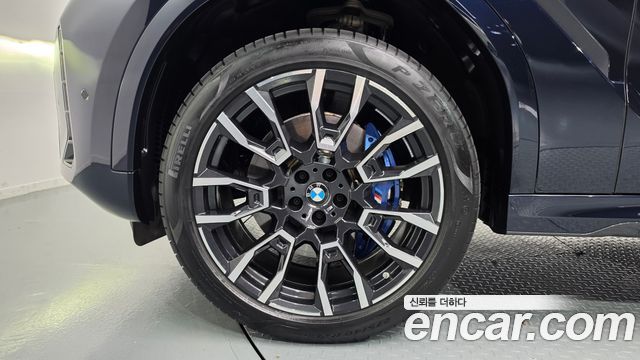 BMW X6 (G06) xDrive40i M Sport 2025 — фото 5