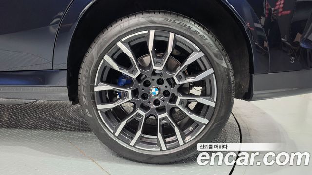BMW X6 (G06) xDrive40i M Sport 2025 — фото 27