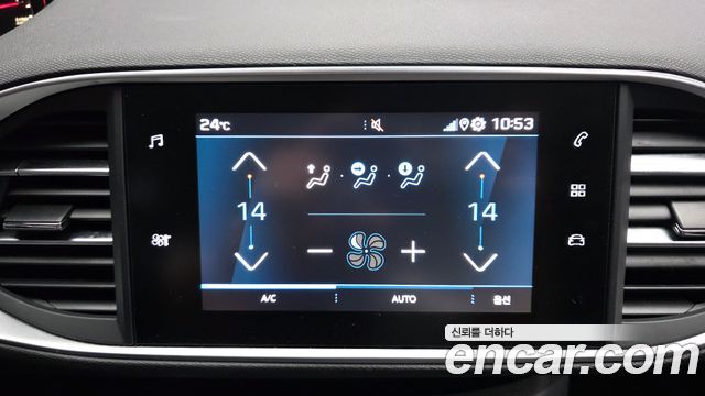 Peugeot 308 (II) 1.5 BlueHDi Allure 2019 — фото 15