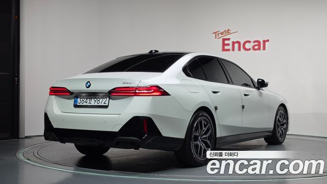 BMW 5 Series (G60) 520i M Sport 2026 — фото 2