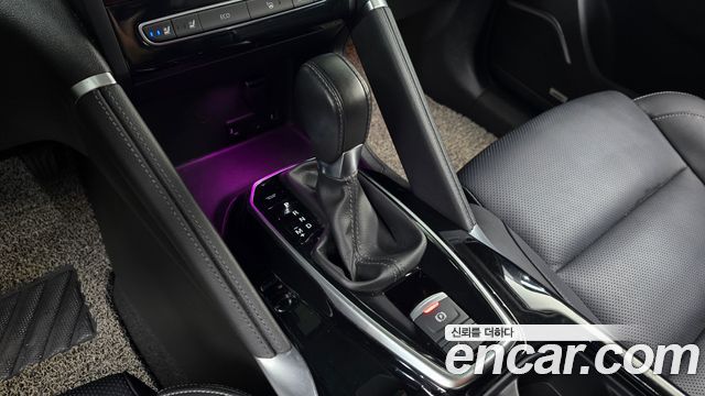 Renault Korea QM6 2.0 GDe RE Signature 2WD 2022 — фото 9