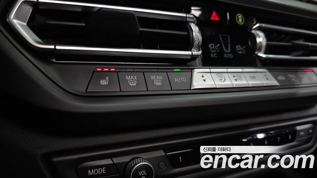 BMW 1 Series (F40) 120i M Sports 2023 — фото 34