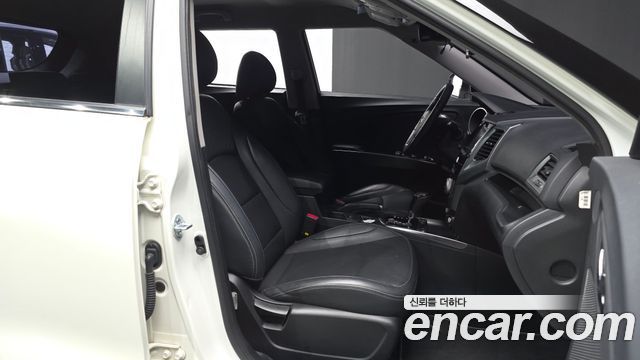 KG Mobility (SsangYong) Tivoli Armor VX 2WD 2018 — фото 11