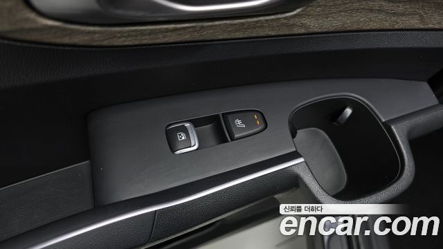 Kia Sorento (IV) Diesel 2.2 2WD Prestige 2023 — фото 17