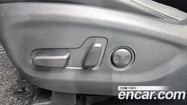 Kia Sportage The Bold Gasoline Prestige 2019 — фото 18