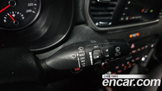 Kia Sportage The Bold Gasoline Prestige 2019 — фото 19