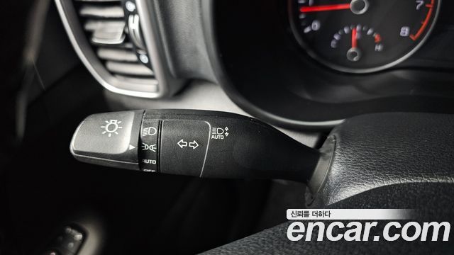 Kia Sportage The Bold Gasoline Prestige 2019 — фото 28